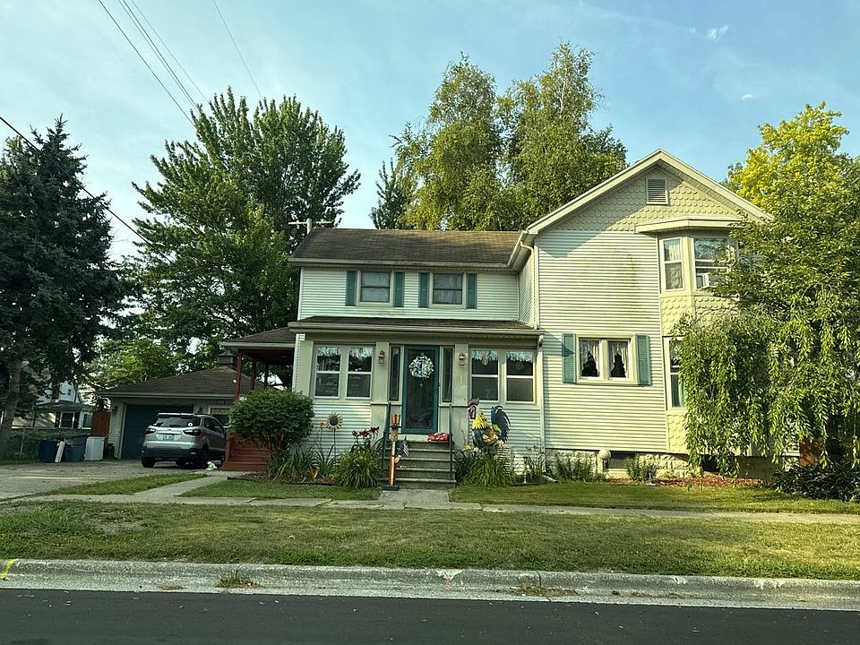 1st image of 635 Westminister St