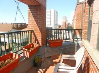 400 Massachusetts Ave, Boston, MA 02115