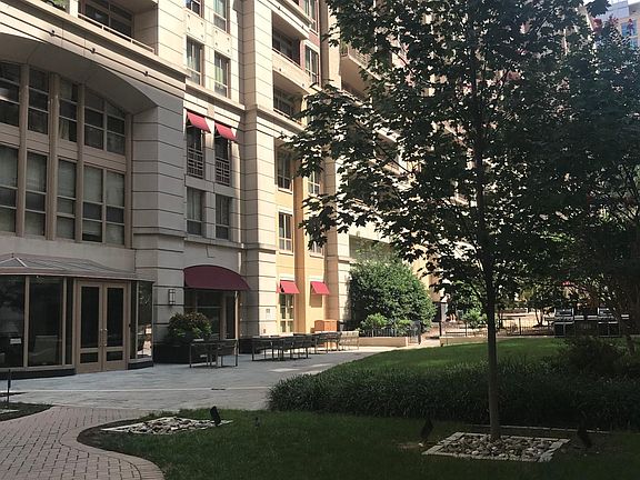 5th image of 888 N Quincy St Unit 706
