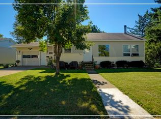 111 Hewitt St, Rothschild, WI 54474