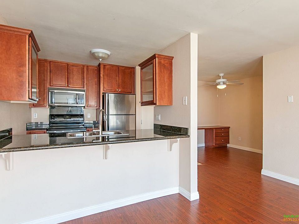 1st image of 4860 Rolando Ct Unit 6