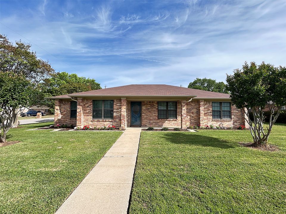 1st image of 100 Cedar Springs Blvd