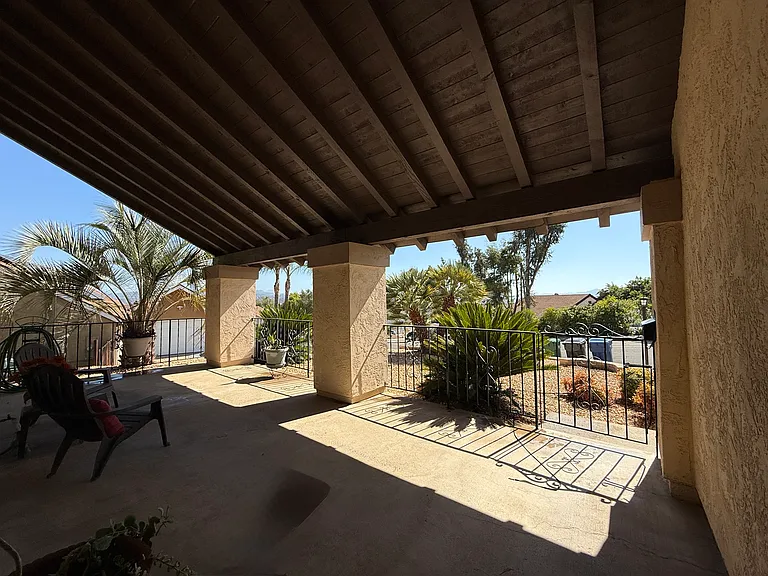 10431 Santana St — Photo 30