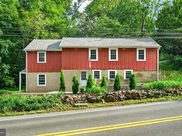 71 Concord Rd, Garnet Valley, PA 19060