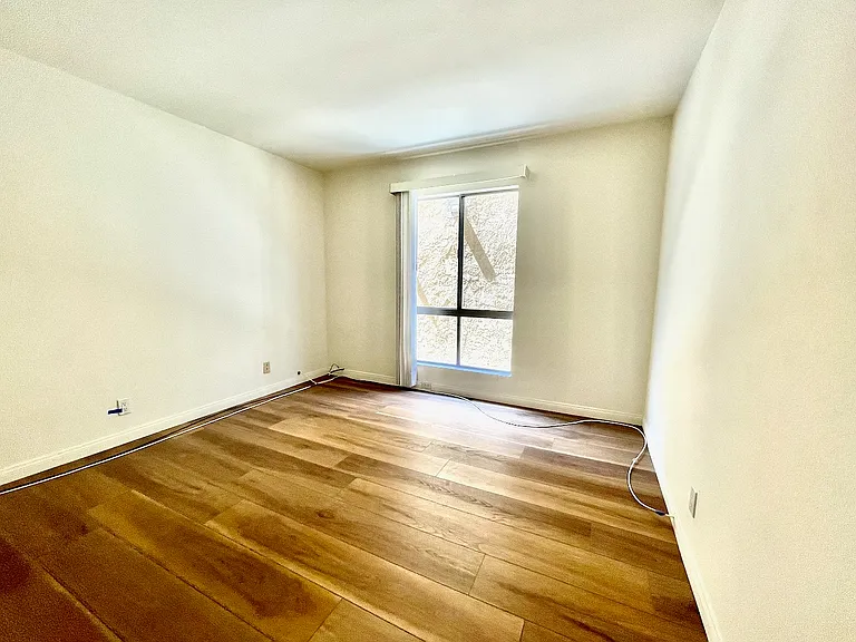 5958 E Naples Plz #NA — Photo 24