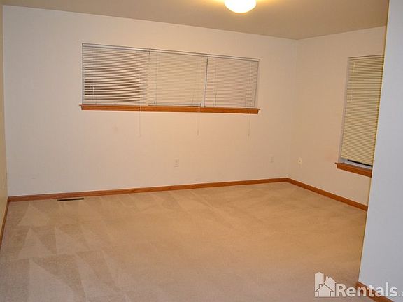 4th image of 8217 Mansion Hill Ave APT 1