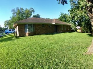 903 Hill Rd, Houston, TX 77037