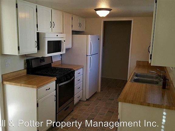 5th image of 508 Cedar Dr