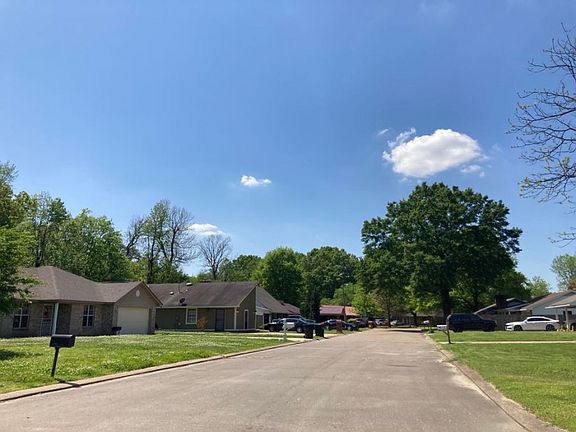 4th image of 2567 Fox Chase Dr