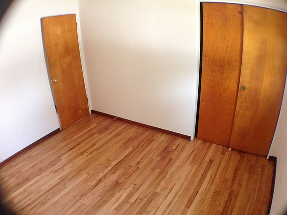 5th image of 619 Buffalo Ave