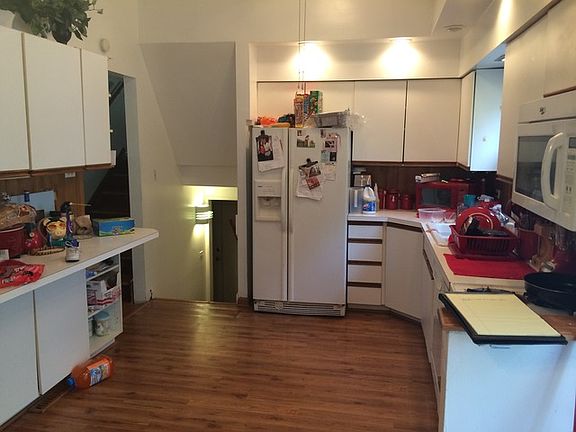4th image of 42 E 155th Pl