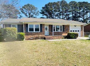 215 Forest View Dr, Havelock, NC 28532