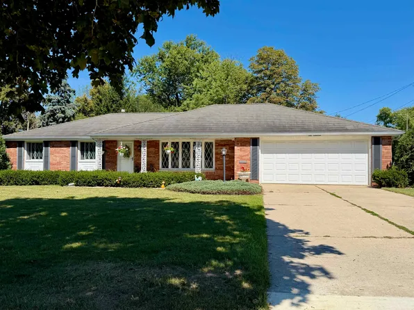 100 Saint Francis Dr, Green Bay, WI 54301