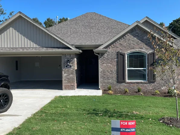 345 Emerald Woods Run, Farmington, AR 72730