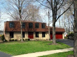 103 Locust Ct, Naperville, IL 60540