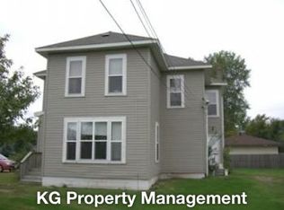 719 E 4th St APT 2, Monticello, MN 55362