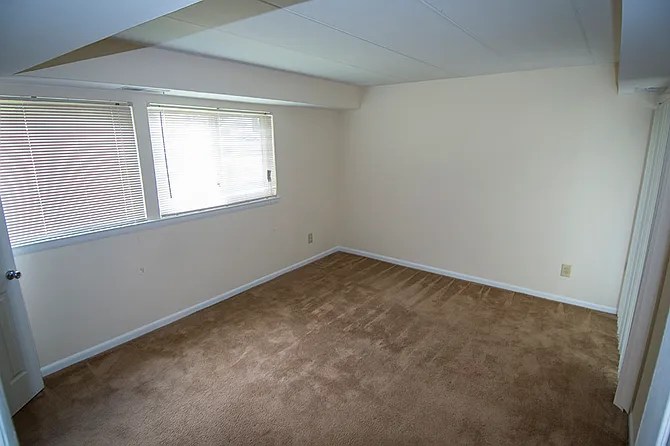 Ashley Apartments — Photo 50