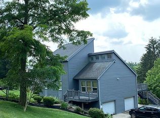 27 Crispen Ct, Wheeling, WV 26003