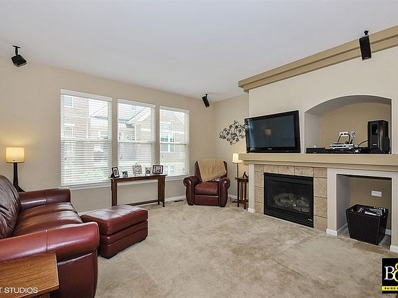 4th image of 923 Indigo Ct