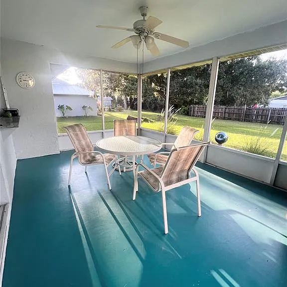 20362 Emerald Ave — Photo 12