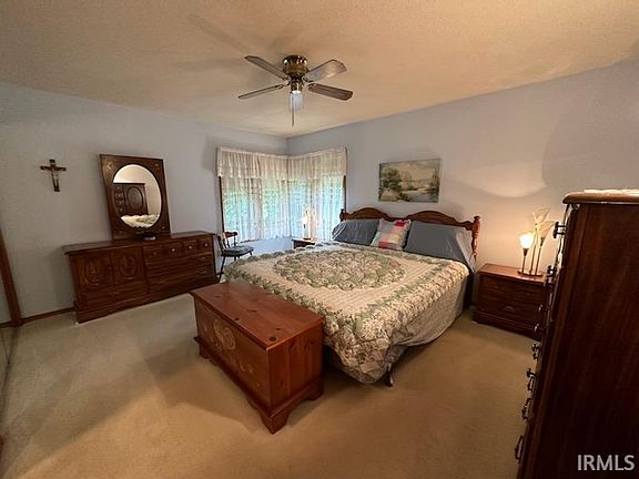 5th image of 5947 Meadow Dr