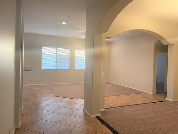 4th image of 30806 N 126th Dr