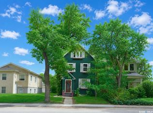 736 7th Ave N, Saskatoon, SK S7K2V4