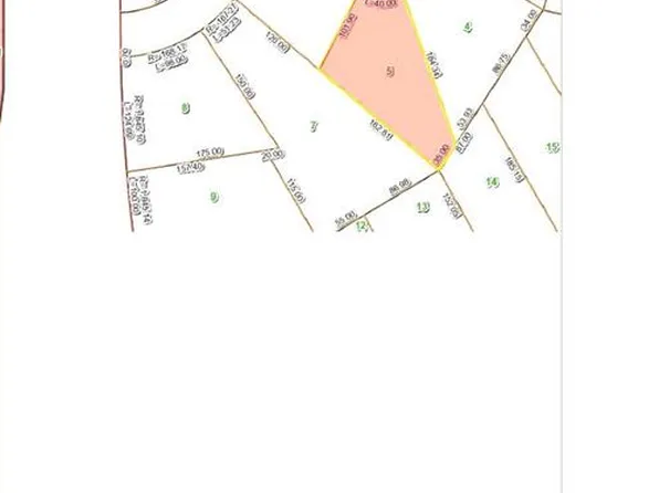 Highland Cir, Smithville, MO 64089