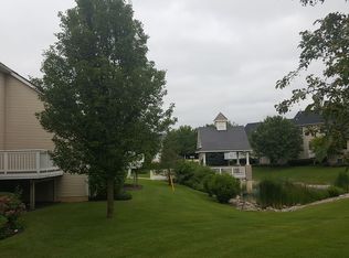 107 Burwyck Park Dr, Saline, MI