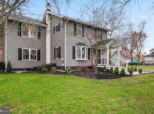 71 Sellersville Rd, Chalfont, PA 18914