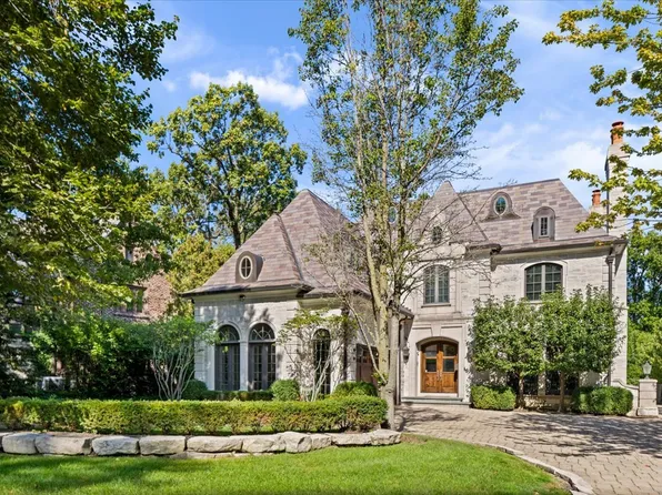 121 Hogarth Ln, Glencoe, IL 60022