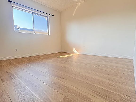 3rd image of 11643 Sitka St #G1