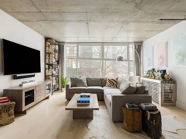 115 Norfolk St APT 204, New York, NY 10002