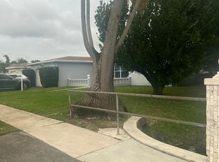 4680 NW 39th Street, Lauderdale Lakes, FL 33319