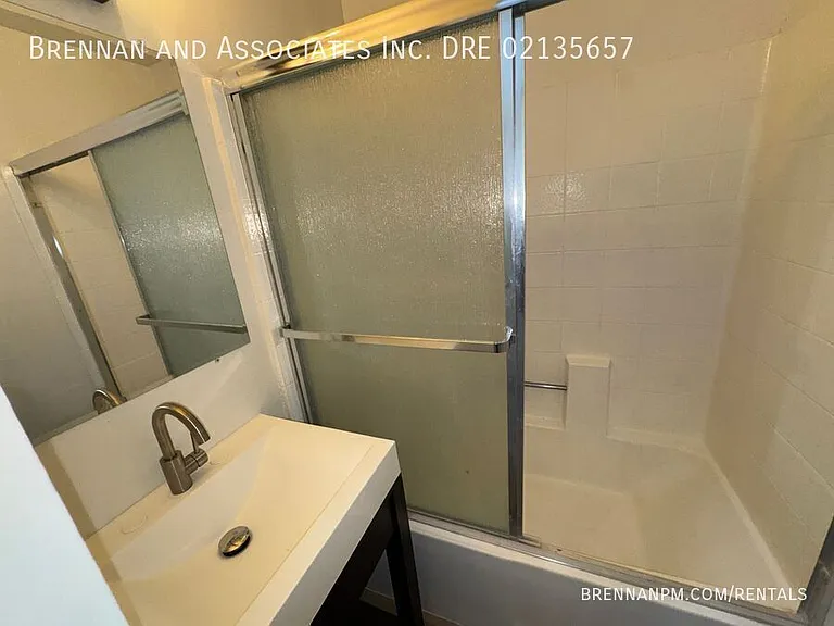 1130 Sumner Ave #J — Photo 19
