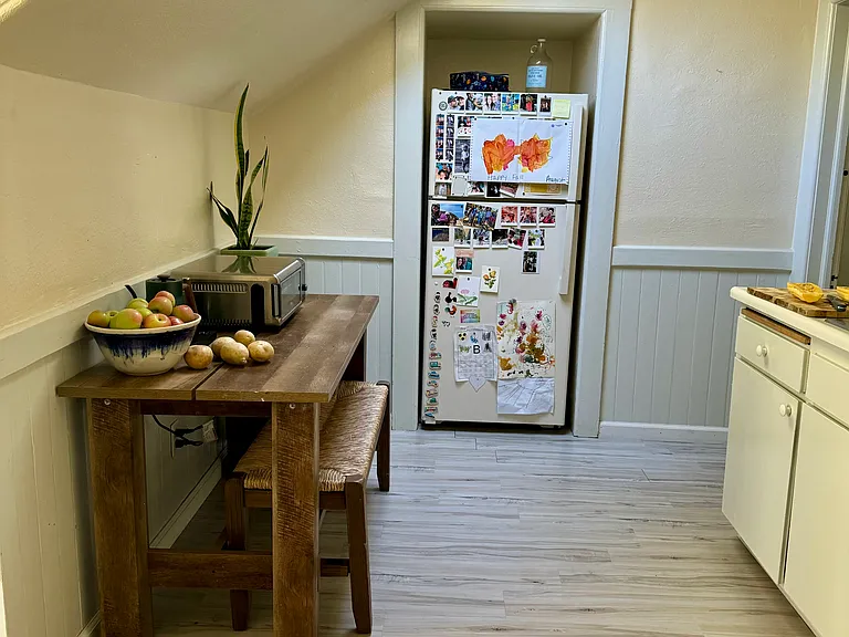 1421 2nd St #2 — Photo 4