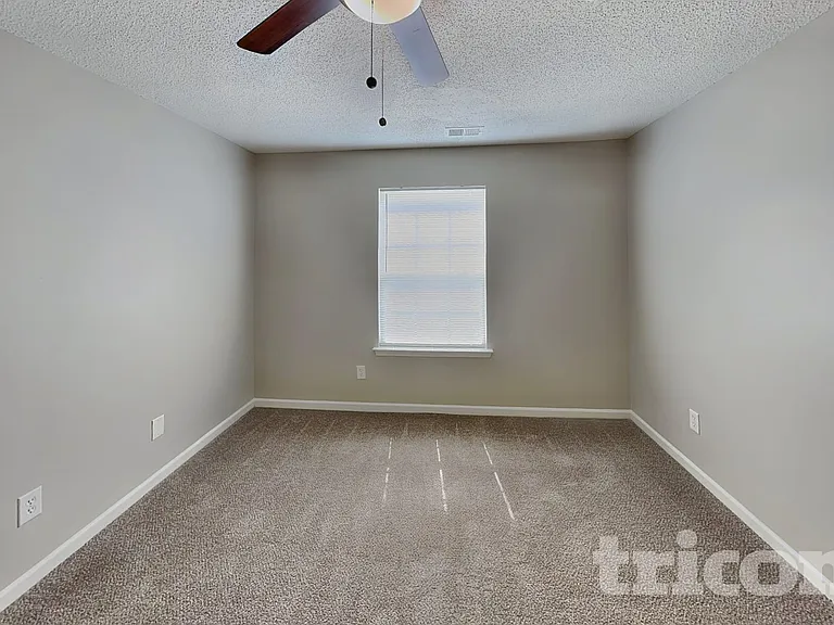 3010 Great Falls Dr — Photo 9