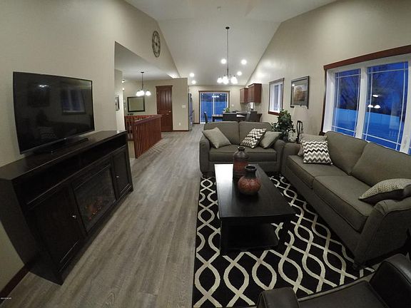 2nd image of 1863 1st Ave SW #2