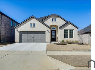 7117 Dragonfly Ln, Aubrey, TX 76227