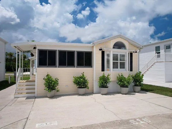 515 Tropico Ln, Fort Myers Beach, FL 33931