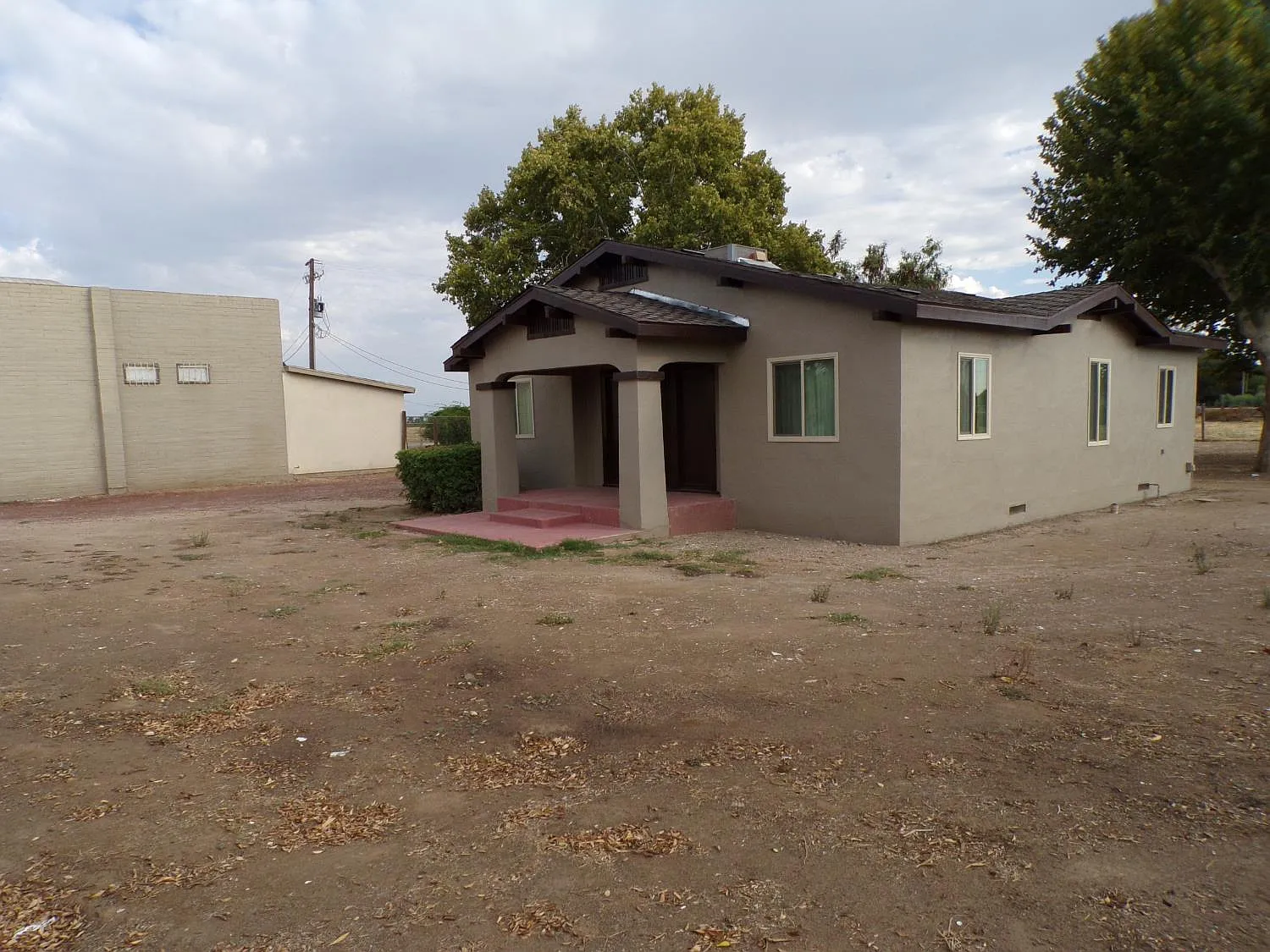 4 bed, 1728 sqft, $1,950 — Photo 3