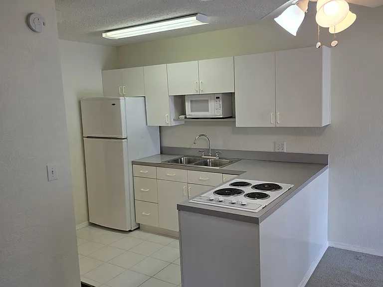 9147 Samaritan Ave #9147 — Photo 3