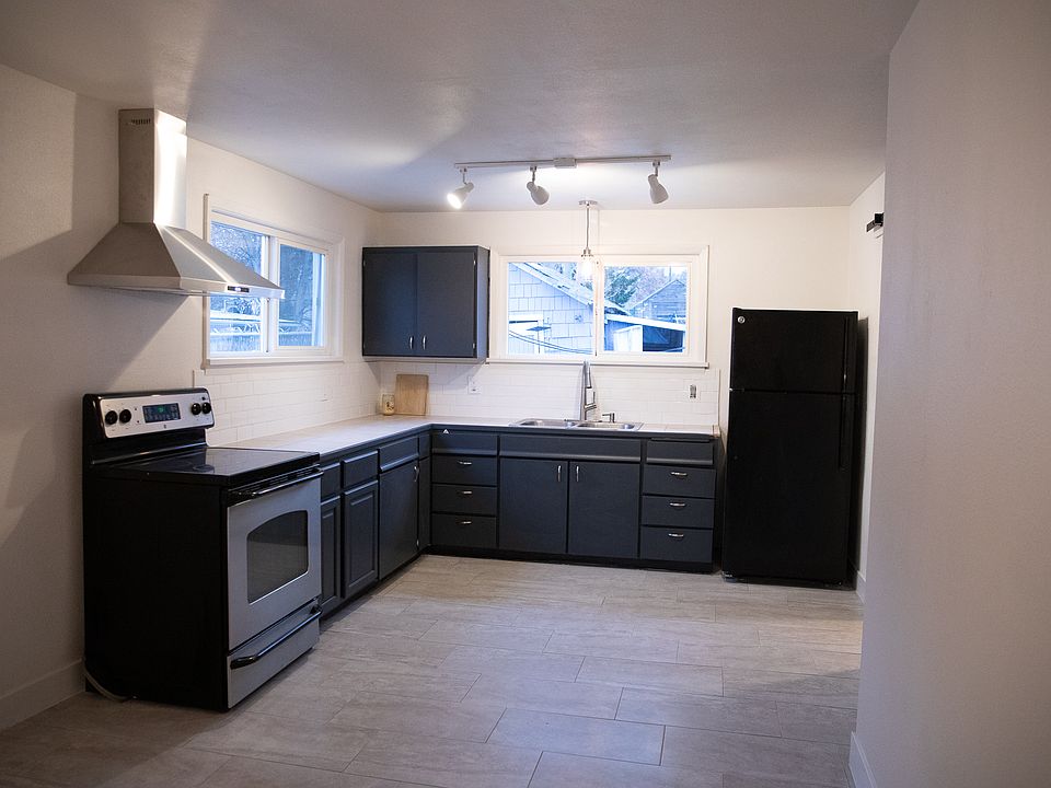 1st image of 511 S 2nd Ave