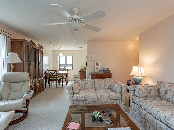 4th image of 4234 N Main St APT 505