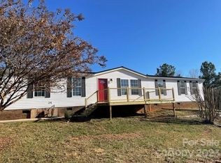 2762 Dysartsville Rd, Nebo, NC 28761