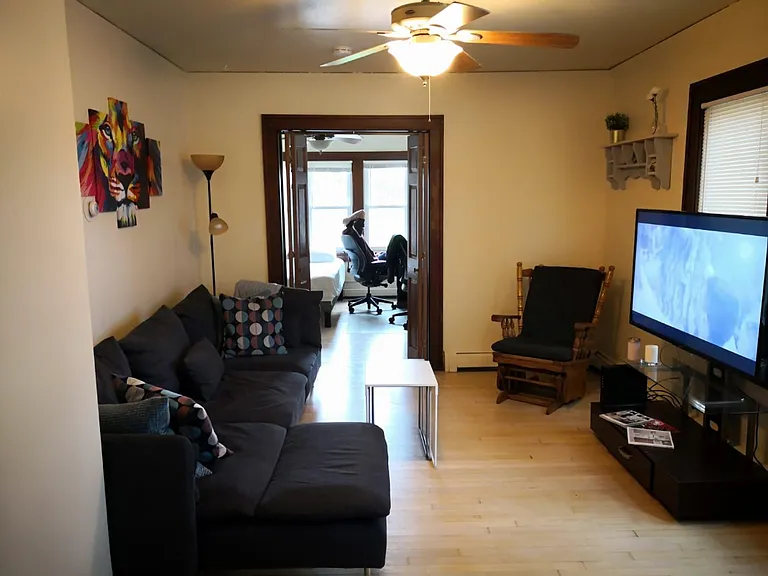 6036 W Orchard St — Photo 2