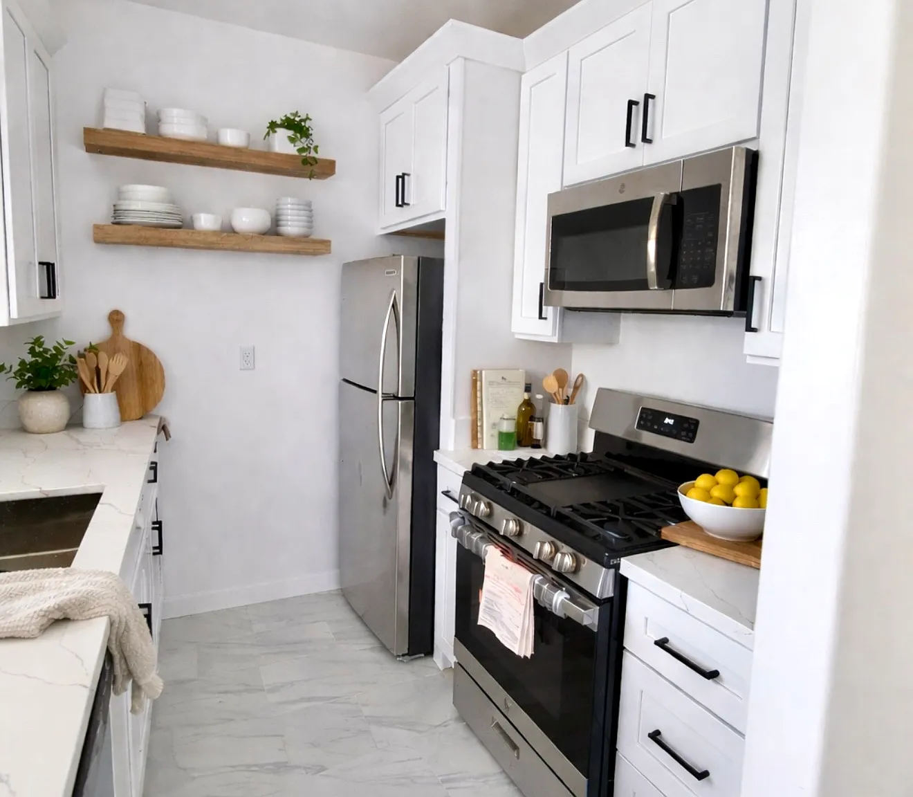 Detroit Luxe Apartments — Photo 2