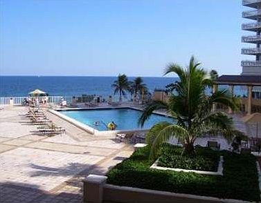 2nd image of 3500 Galt Ocean Dr APT 214