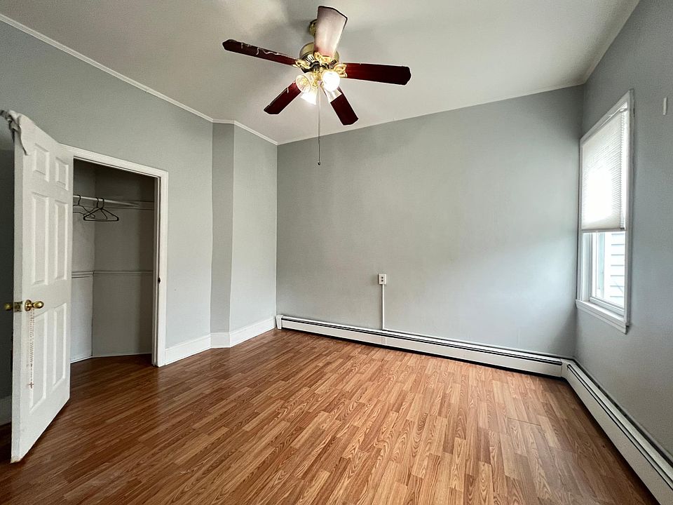 2nd image of 15 Cottage St Floor 2