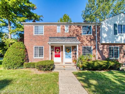 22951 Allen Rd, Saint Clair Shores, MI, 48080